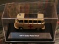 Метален бус Volkswagen T1 Samba Rotes Kreuz - 1:87