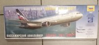 Сглобяем самолет - Boeing 767-300 1:144