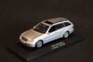 Метална кола Mercedes Benz E Klasse T model- 1:43